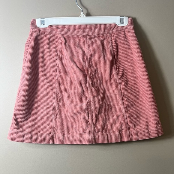 H&M Divided Button-Front Corduroy Pink Rose Mini Skirt Size 4 Preppy Fall Y2K - Picture 6 of 7